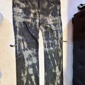 Relaxed Gray Jeans with Tie-Dye Effect